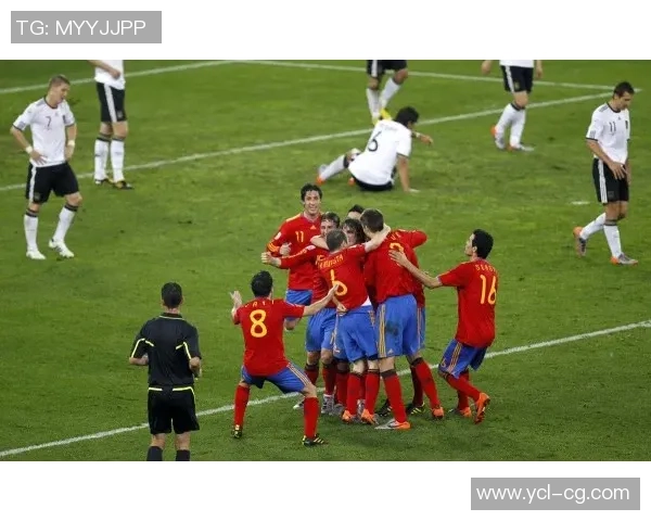 标准列日与巴拉镇的精彩对决揭示了足球战术与团队协作的重要性